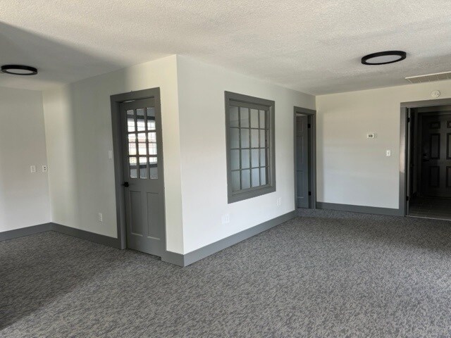 More Photos Of 203 N Franklin St, Dublin Office Residential For Lease