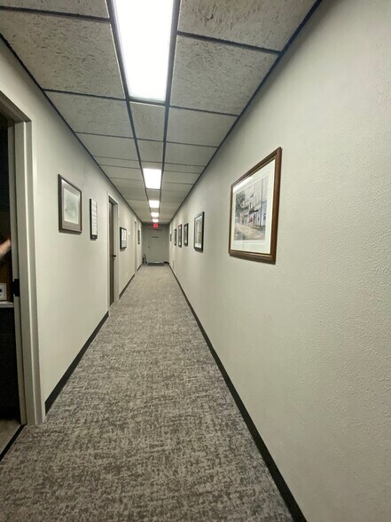 More Photos Of 4311 Old Indiana 261, Newburgh Medical For Sale