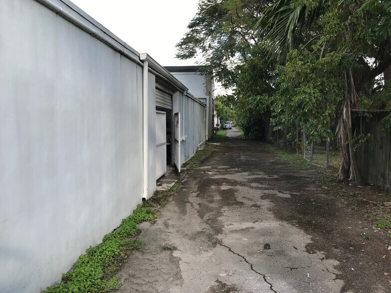 More Photos Of , Miami Unknown For Sale