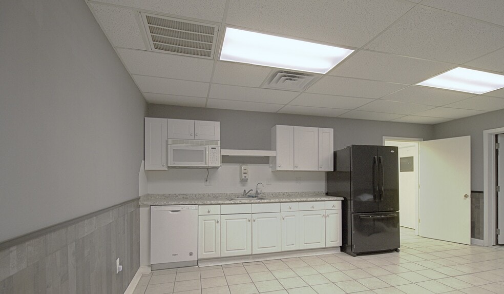 More Photos Of 18025 W Little York Rd, Katy Flex For Sale