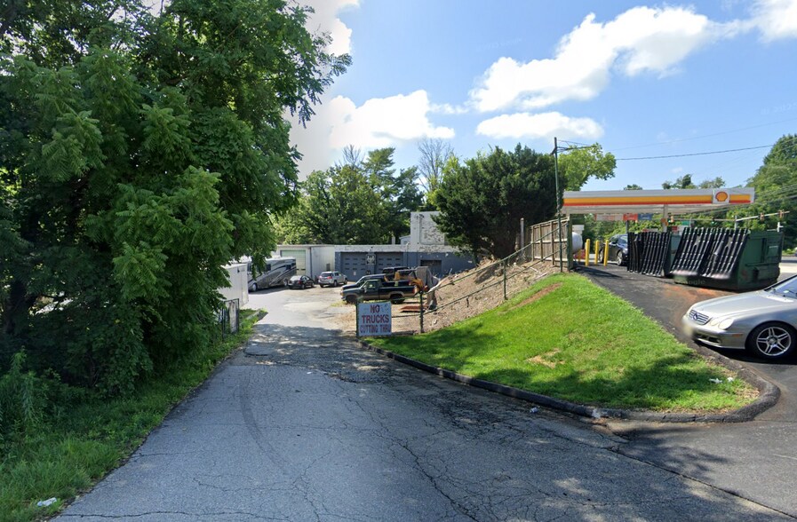More Photos Of 1229 Generals Hwy, Crownsville Service Station For Lease
