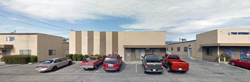 More Photos Of 633-687 E Edna Pl, Covina Warehouse For Lease