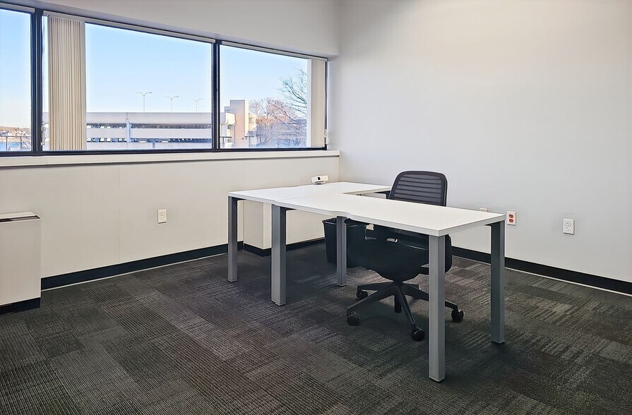 More Photos Of 125 Eugene O'Neill Dr, New London Coworking Space