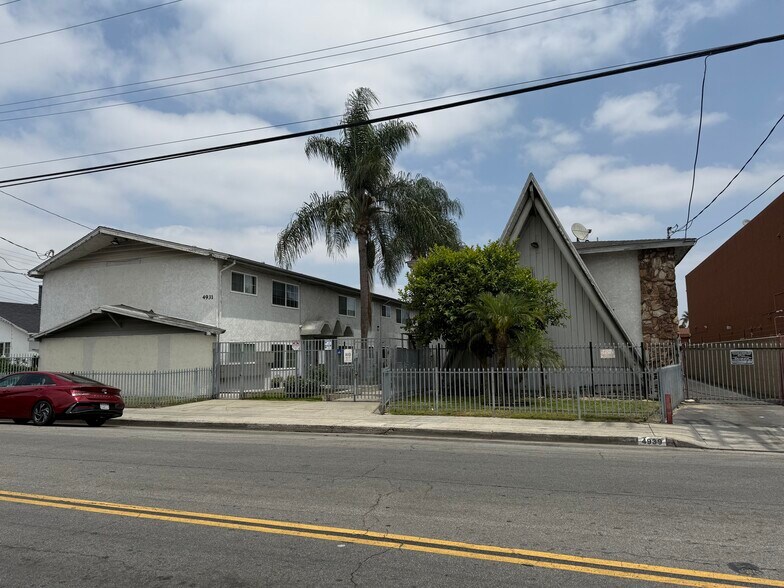 Primary Photo Of 4931 - 4939 Clara St, Cudahy Apartments For Sale