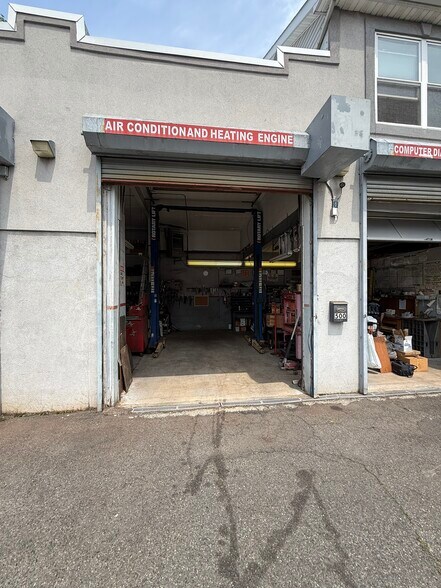 More Photos Of 500 Livingston St, Elizabeth Auto Repair For Sale