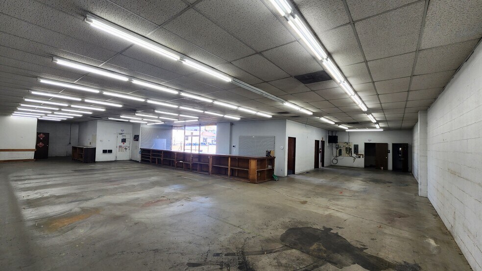 More Photos Of 6511-6517 Lankershim Blvd, North Hollywood Freestanding For Lease