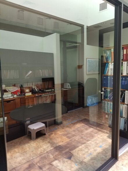 More Photos Of 35-57 9th St, Long Island City Warehouse For Lease