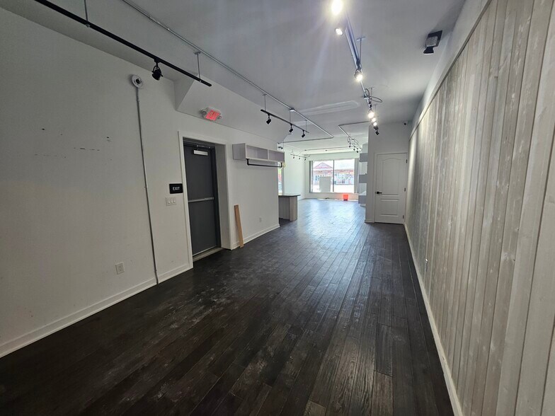 More Photos Of 509 N 7th St, Allentown Storefront Retail Residential For Lease