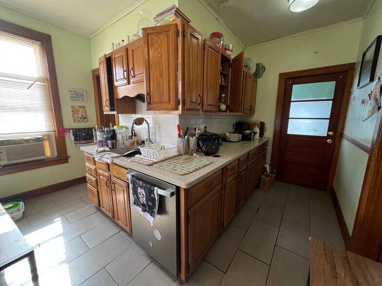 More Photos Of 66 Park Ave, Cohoes Multifamily For Sale