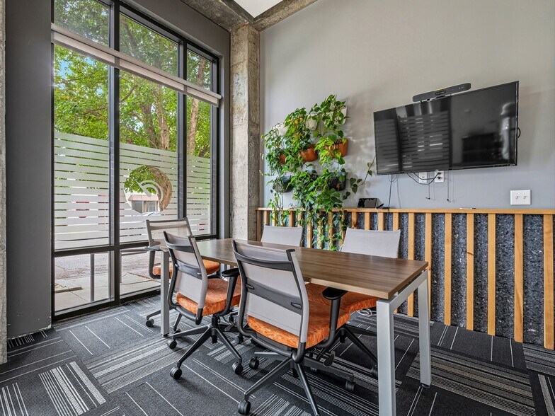 More Photos Of 60 N Market St, Asheville Apartments For Lease