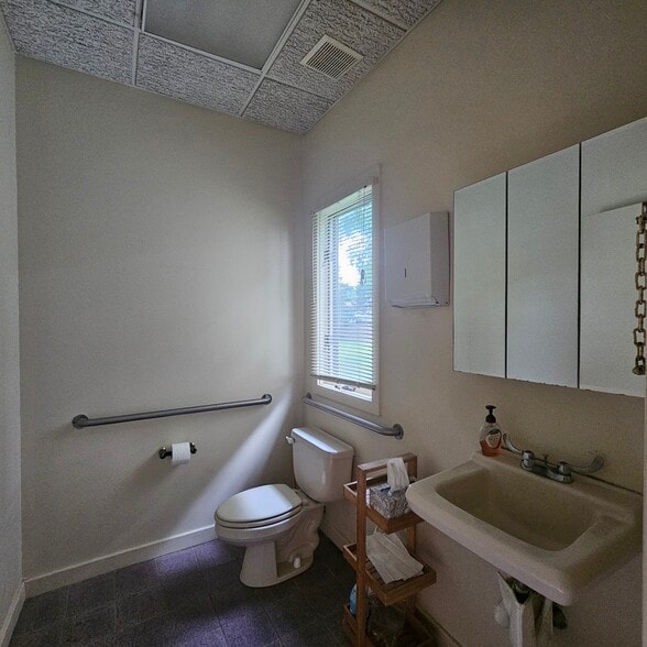 More Photos Of 681 S Broadway, Pennsville Office For Sale