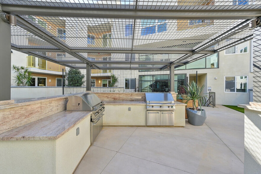 More Photos Of 5570 Rosemead Blvd, Temple City Apartments For Lease