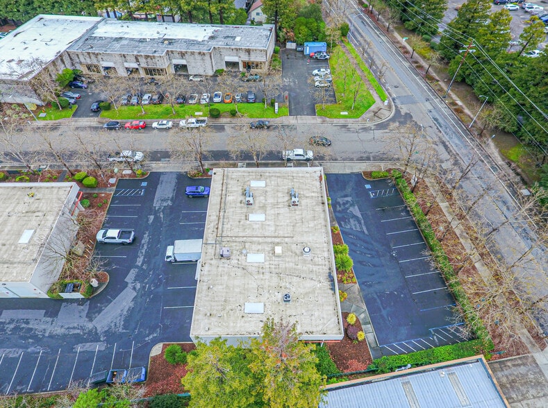 More Photos Of 1800 Empire Industrial Ct, Santa Rosa Flex For Sale