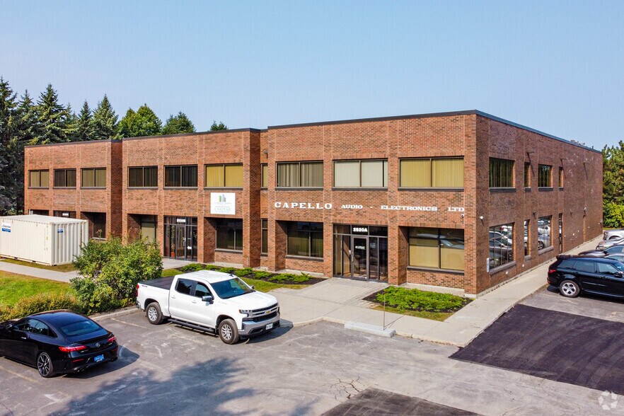 Primary Photo Of 2520 St Laurent Blvd, Ottawa Flex For Lease
