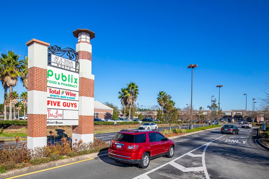 More Photos Of 4413 Town Center Pky, Jacksonville Unknown For Lease