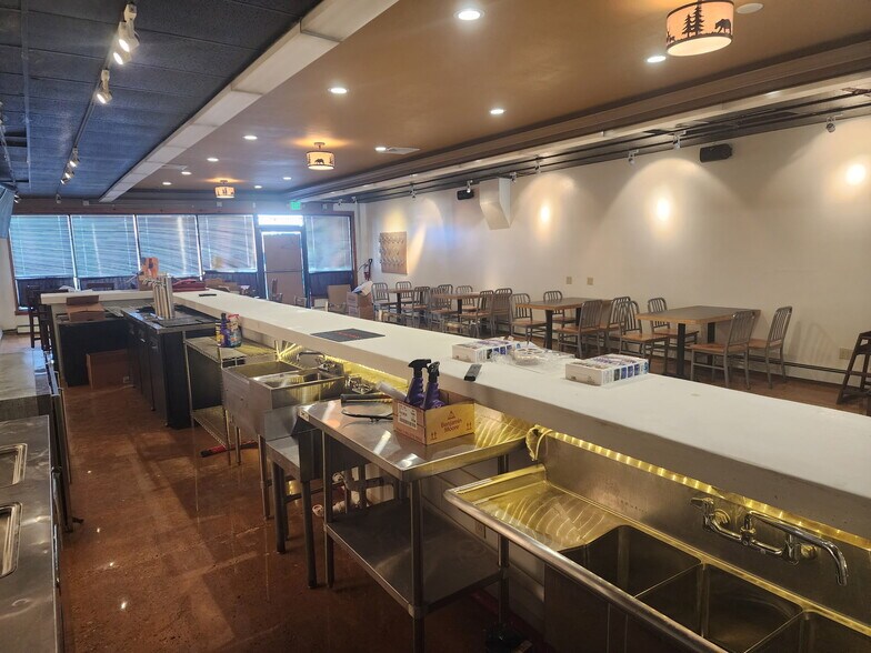 More Photos Of 119 W 3rd St, Rifle Storefront For Sale