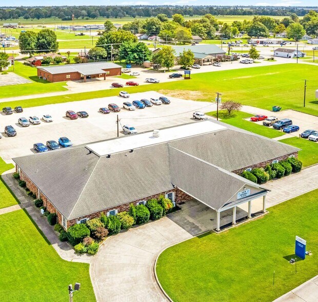 More Photos Of 304 Teaco Rd, Kennett Office For Sale