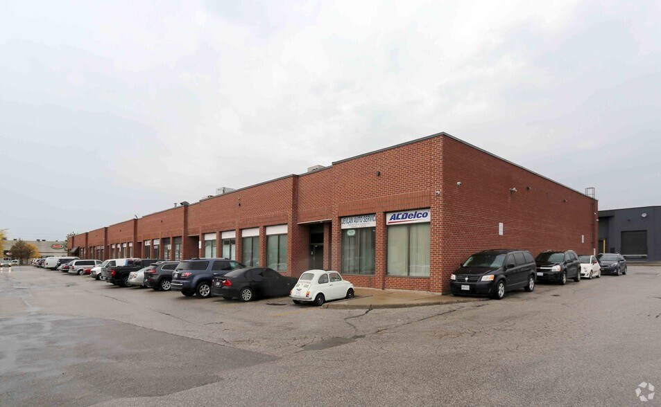 Primary Photo Of 471 Jevlan Dr, Vaughan Light Manufacturing For Lease