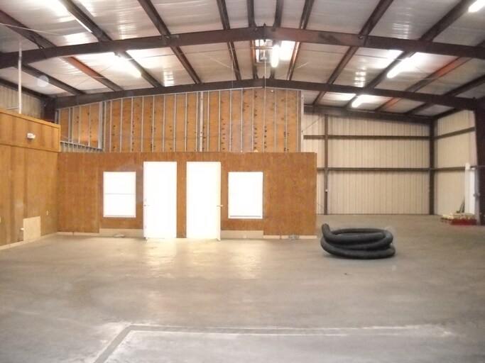 More Photos Of 4104-4120 Holden Rd, Lakeland Warehouse For Lease
