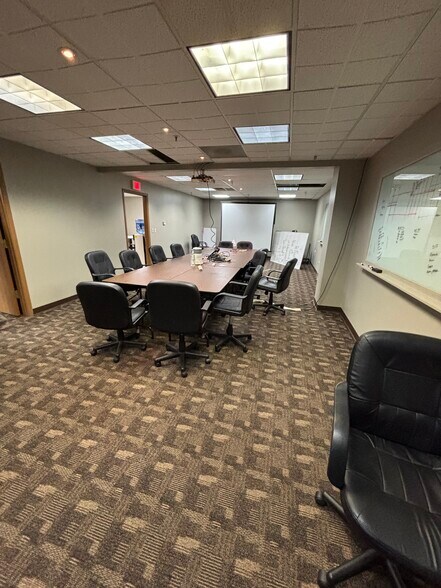 More Photos Of 456 Fulton St, Peoria Office For Sale