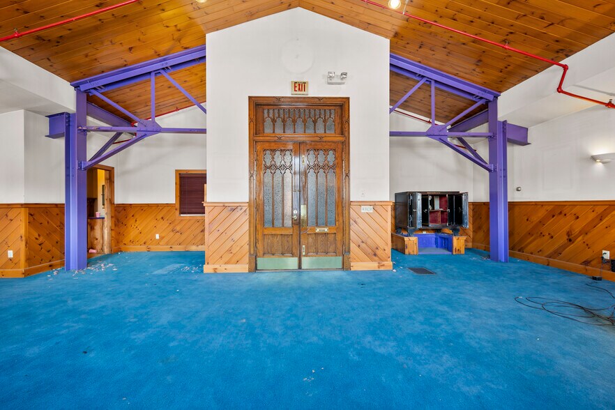 More Photos Of 403-409 N Pearl St, Albany Warehouse For Sale