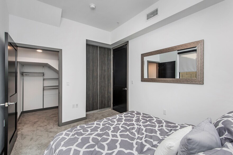 More Photos Of 644 N Normandie Ave, Los Angeles Apartments For Sale