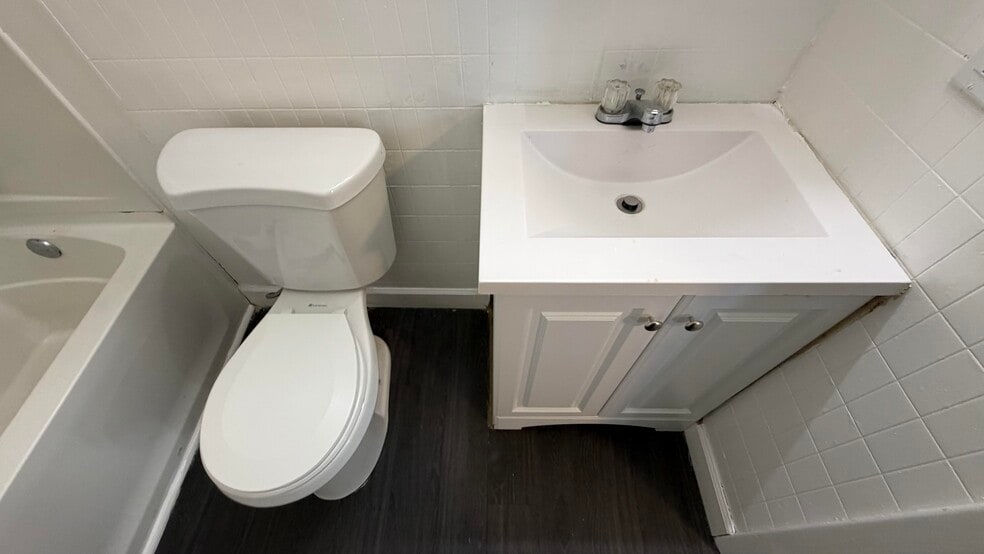 More Photos Of 1217 Market St, Madison Multifamily For Sale
