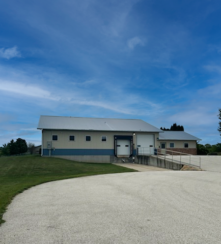 Primary Photo Of 911 American Way, Lake Mills Light Manufacturing For Sale