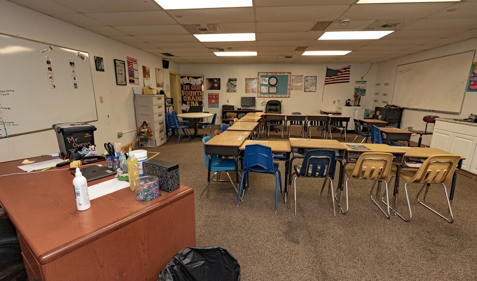 More Photos Of 8190 Pensacola Blvd, Pensacola Specialty For Sale