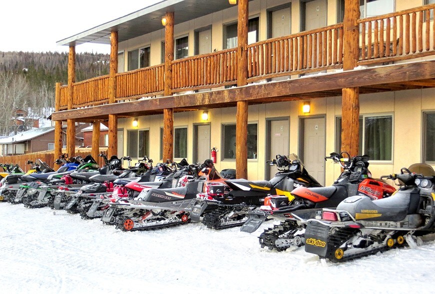 More Photos Of 1148 Highway 11, Laramie Hotel For Sale