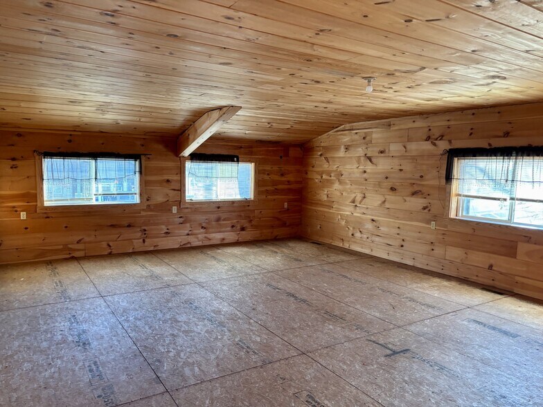 More Photos Of 517-519 Turnpike Rd, Lawrenceburg Flex For Sale