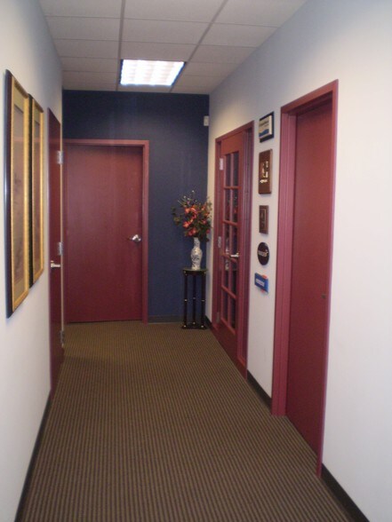 More Photos Of 4168 Abbotts Bridge Rd, Duluth Office For Lease