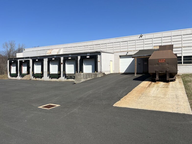 More Photos Of 500 S Broad St, Meriden Manufacturing For Lease