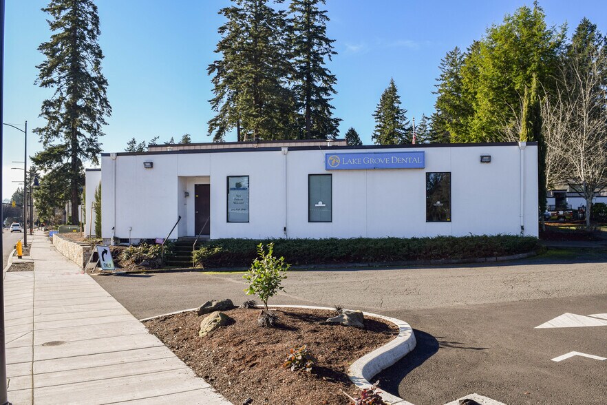 More Photos Of 16463 Lower Boones Ferry Rd, Lake Oswego Unknown For Lease