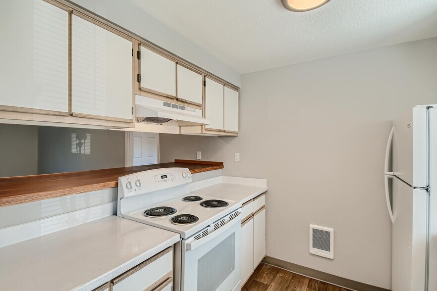 More Photos Of 13334 SE Division St, Portland Apartments For Sale