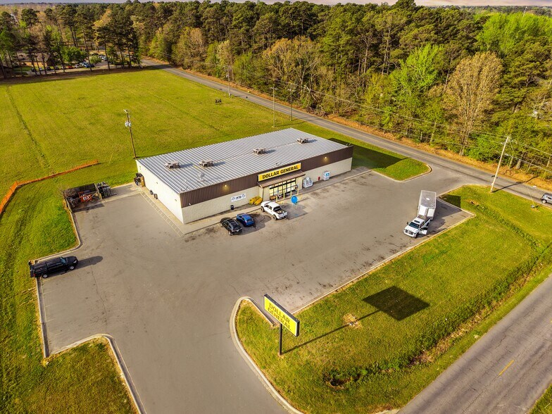 More Photos Of 2110 Ridgway Rd, Pine Bluff General Retail For Sale