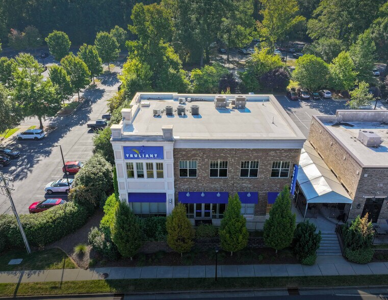 Primary Photo Of 324 N Trade St, Matthews Freestanding For Lease