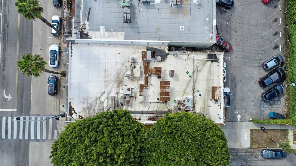 More Photos Of 1433 Wilshire Blvd, Santa Monica Restaurant For Lease