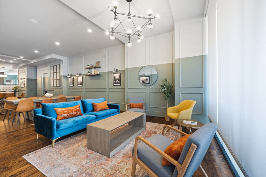 More Photos Of 2521 N Halsted St, Chicago Apartments For Lease