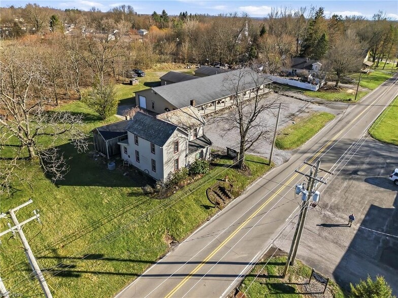 Primary Photo Of 10725 Struthers Rd, New Middletown Flex For Sale