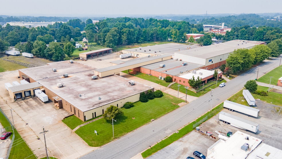 Primary Photo Of 315 Kettering Rd, High Point Manufacturing For Lease