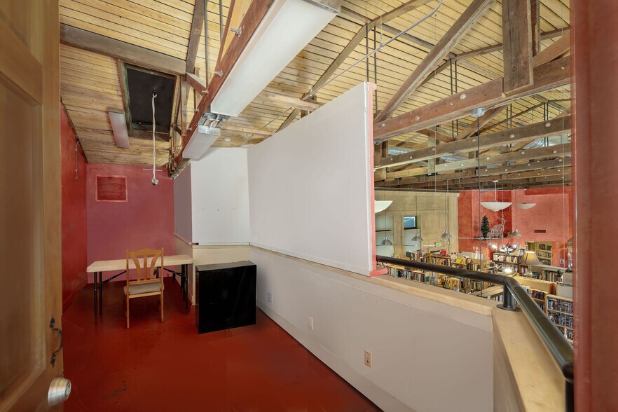 More Photos Of 107 Bank St, Grass Valley Storefront For Sale