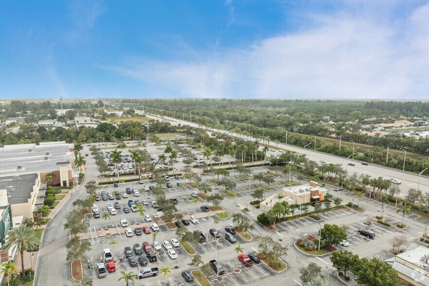 More Photos Of 8751-8795 Southern Blvd, West Palm Beach General Retail For Sale