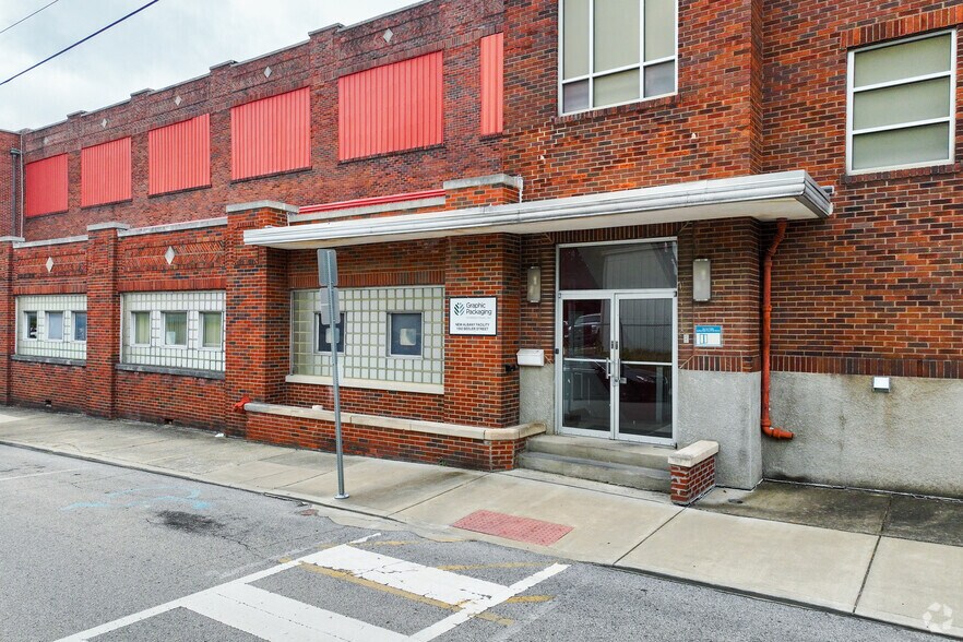 More Photos Of 1502 Beeler St, New Albany Manufacturing For Sale