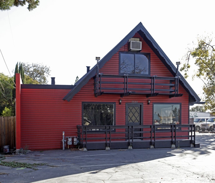 More Photos Of 7522-7524 Walnut Dr, Citrus Heights Freestanding For Sale