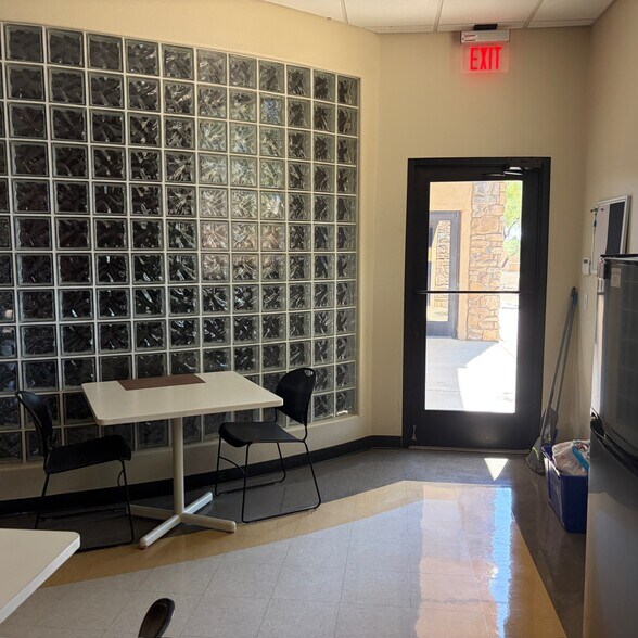 More Photos Of 1115 E Cottonwood Ln, Casa Grande Office For Lease
