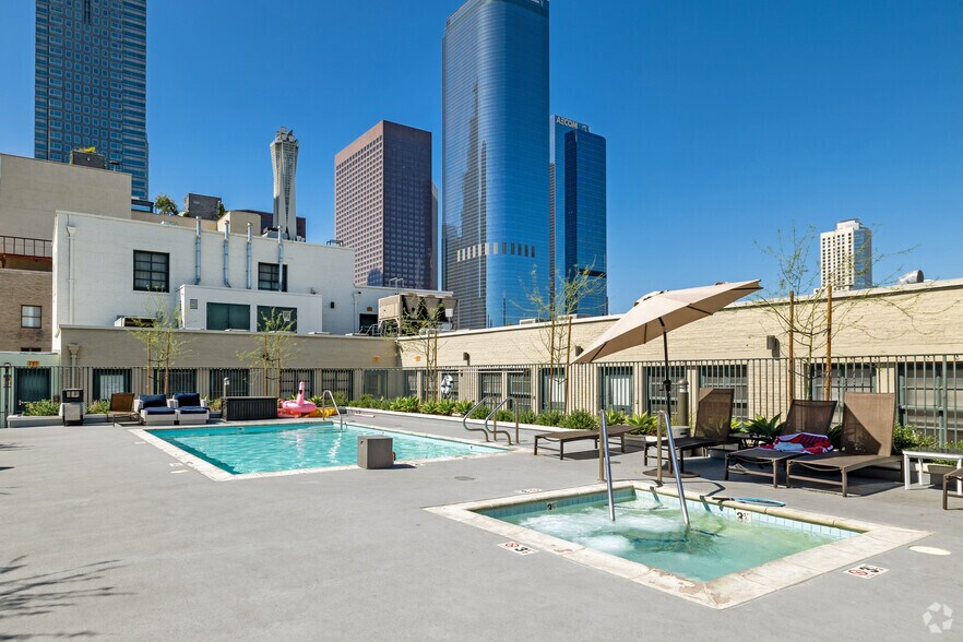More Photos Of 449 S Broadway, Los Angeles Apartments For Sale