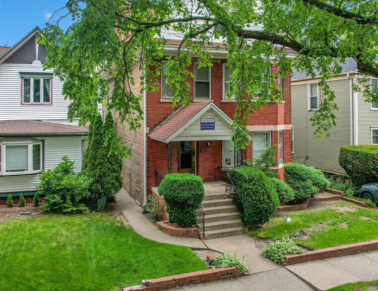 More Photos Of 1029 Garnett Pl, Evanston Apartments For Sale