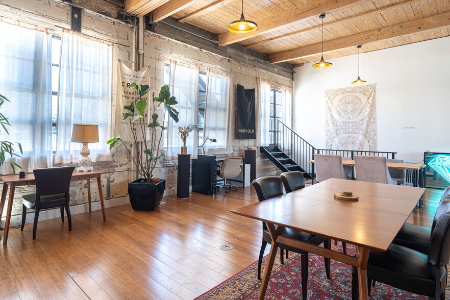 More Photos Of 2831 E Grand Blvd, Detroit Warehouse For Sale