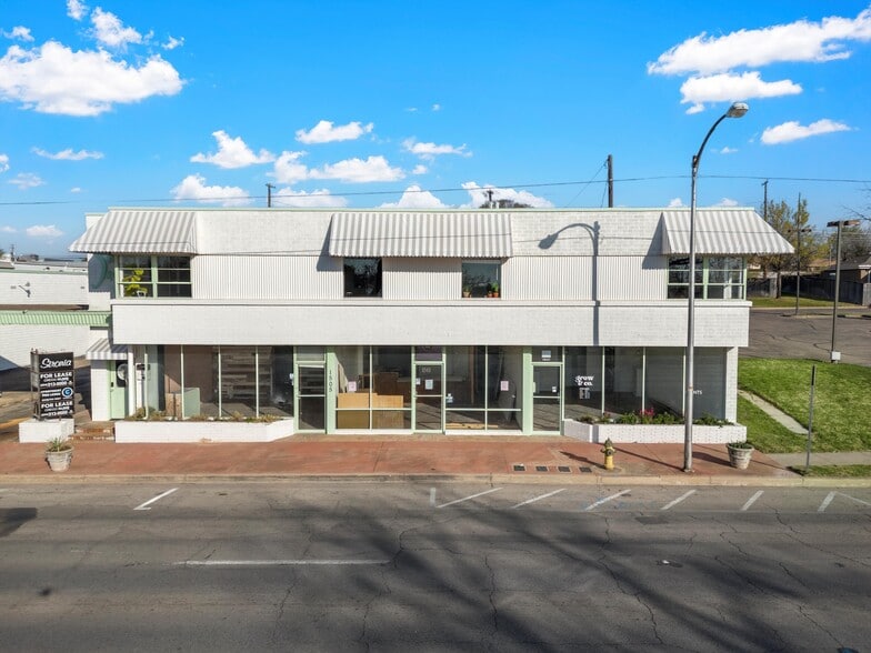 Primary Photo Of 1501-1509 Austin Ave, Waco General Retail For Lease